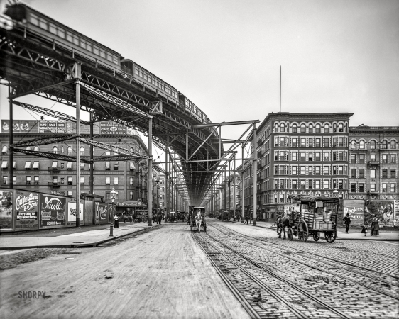 Photo showing: Eighth Avenue Elevated -- New York City circa 1905. The Elevated, Eighth Avenue and 110th Street.