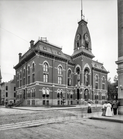 Photo showing: Ghostwalk -- 1905. City Hall -- Troy, New York.