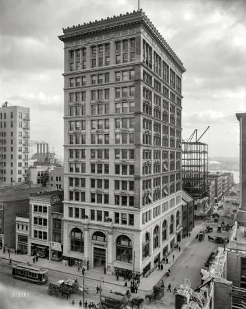 Photo showing: Baltimore on the Rise -- Baltimore, Maryland, circa 1906. The Continental Building.