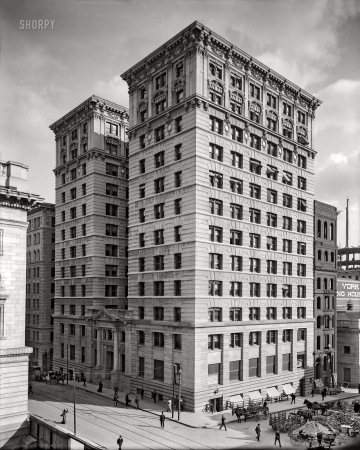 Photo showing: The Calvert -- Baltimore circa 1906. The Calvert Building, Fayette and St. Paul Streets.