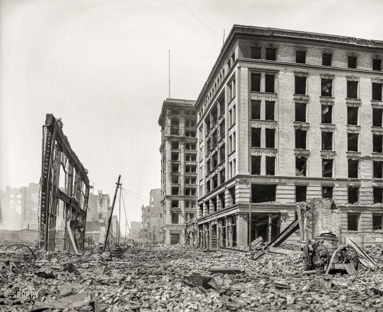 Photo showing: Deconstructed -- Looking up Post Street from Kearney. Aftermath of the April 18, 1906, San Francisco earthquake and fire.
