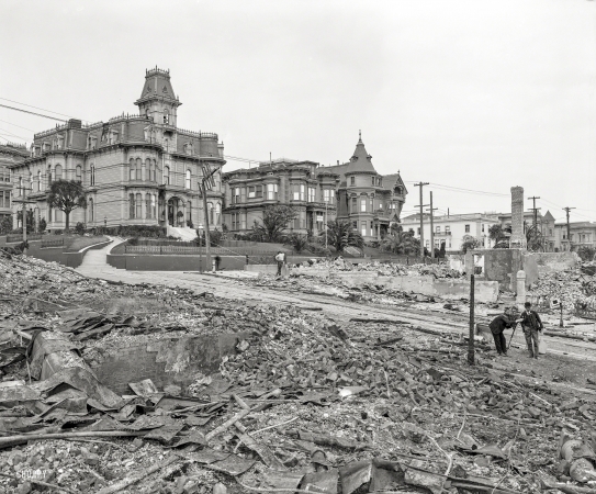 Photo showing: There Goes the Neighborhood -- Edge of burned district, corner of Franklin and Sacramento Streets,
San Francisco. Aftermath of the April 18, 1906, earthquake and fire.