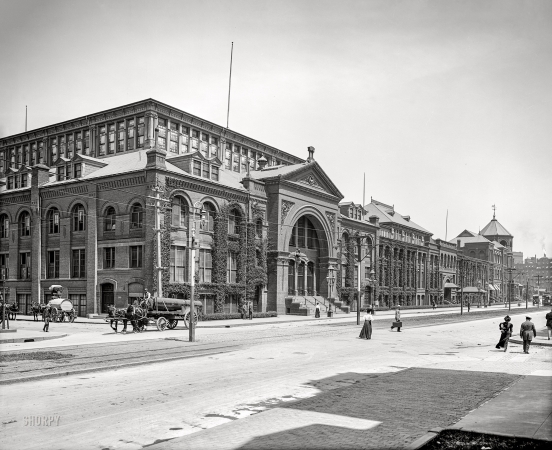 Photo showing: Ivied Hall -- Boston circa 1906. Mechanics Hall, Huntington Avenue.