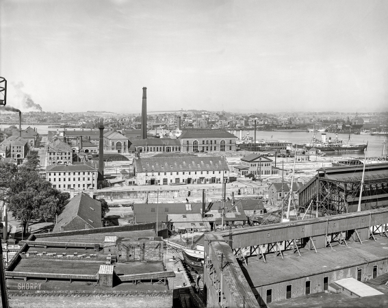 Photo showing: Charlestown Navy Yard -- Boston, 1906. Bird's eye view of Charlestown Navy Yard.