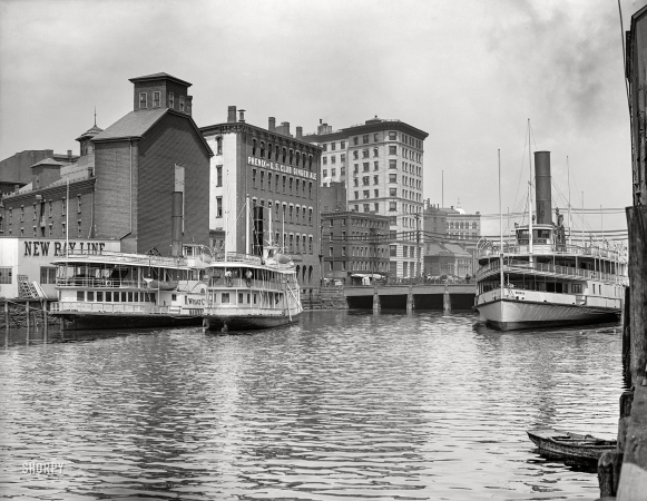 Photo showing: Ginger Ale Alley -- Providence, Rhode Island, circa 1906. River steamers at Crawford Street Bridge.