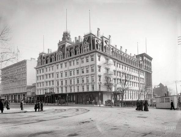 Photo showing: Ebbitt House -- Circa 1900. The hotel (and namesake of the Old Ebbitt Grill) at 14th and F Streets in Washington, D.C.