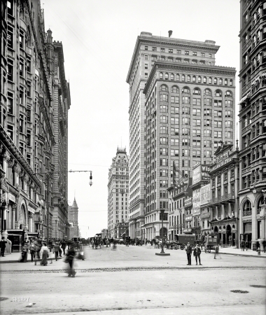 Photo showing: South Broad -- Philadelphia circa 1905. South Broad Street from City Hall.