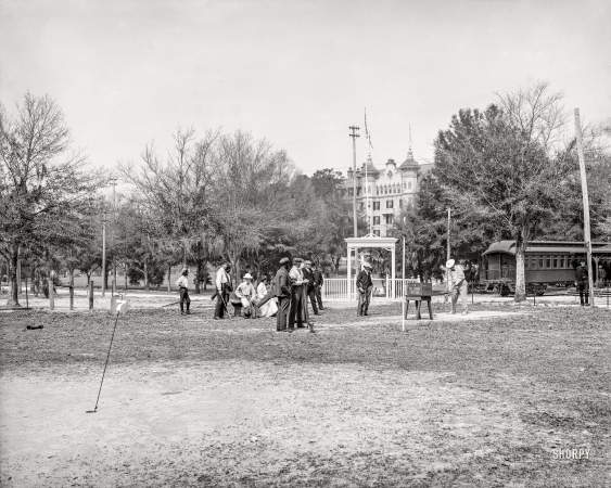 Photo showing: DeLand Links -- Circa 1905. Golf -- College Arms Hotel, DeLand, Florida.