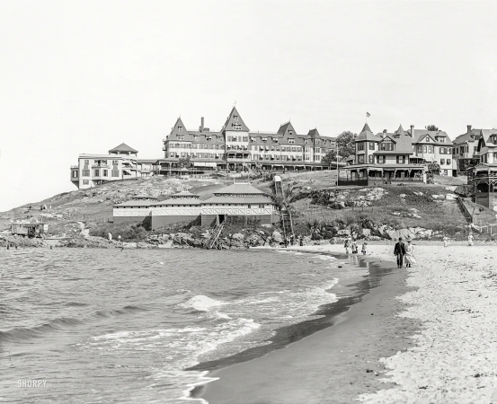 Photo showing: Atlantic House -- Circa 1907. Atlantic House, Nantasket Beach, Massachusetts.