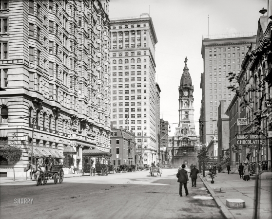 Photo showing: North From Locust II -- Philadelphia circa 1907. Broad Street north from Locust.