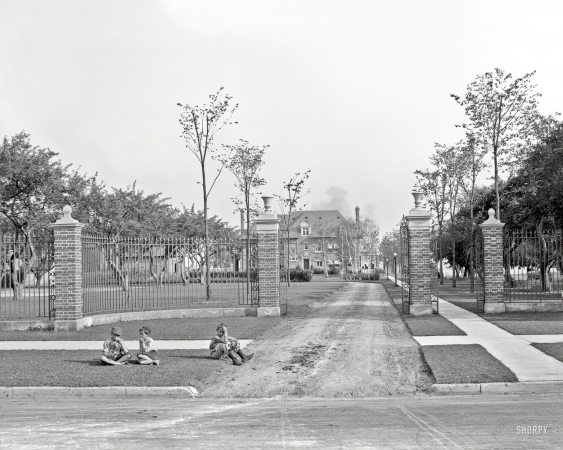 Photo showing: The Gatekeepers -- Circa 1900. Residence near country club. Ann Arbor, Michigan.