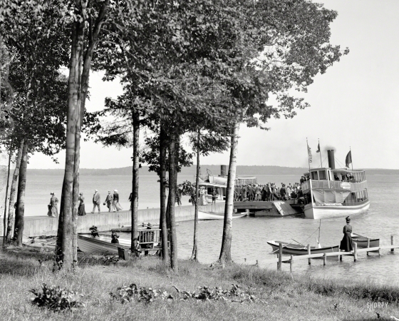 Photo showing: Topinabee Landing -- Circa 1910. Topinabee Landing, Hamill's Inland Route, Cheboygan-Petoskey, Michigan.