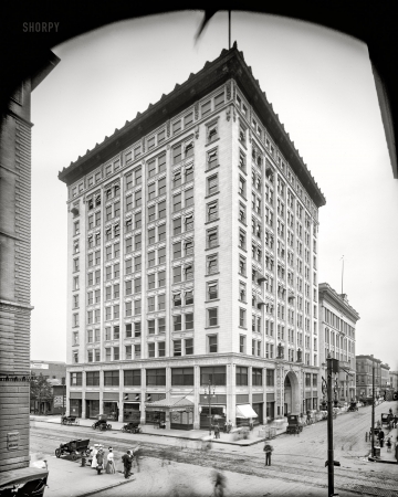 Photo showing: The Ohio Building. -- Toledo circa 1906. Ohio Building, Madison Avenue and Superior Street.