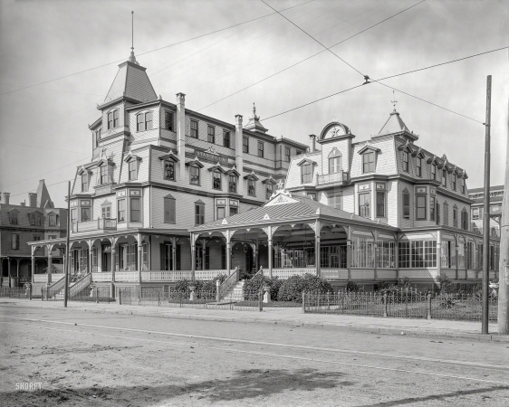 Photo showing: Star Villa -- Circa 1900. Star Villa, Cape May, N.J. Completed 1885; fourth floor added 1893.