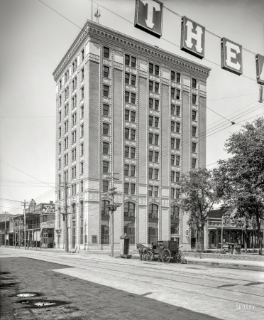 Photo showing: High Finance. -- Pensacola, Florida, circa 1910. American National Bank, Palafox Street.