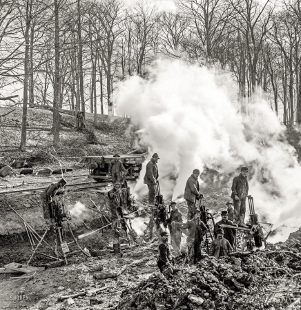 Photo showing: Hammerjacks -- Vermont circa 1905. Steam drills, Rutland R.R.