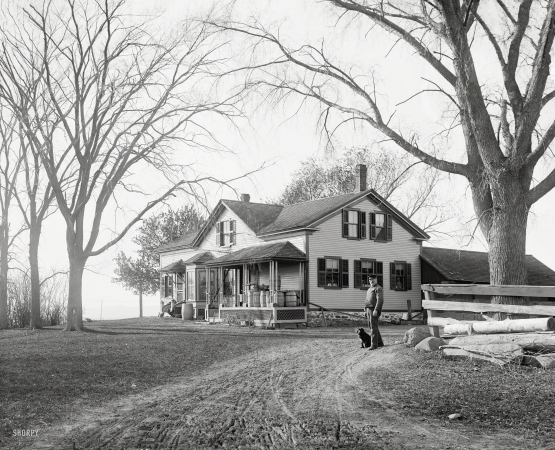 Photo showing: The Churchill House -- Circa 1904, possibly in Vermont.