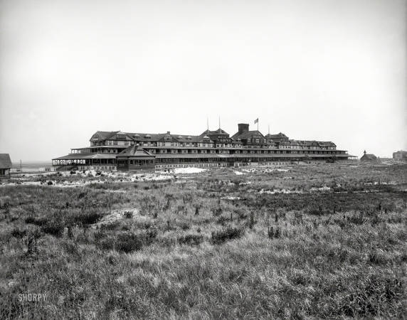 Photo showing: 3 Long -- Circa 1904. Long Beach Hotel, Long Beach, Long Island, N.Y.