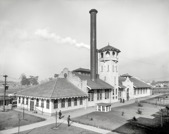 Photo showing: Powerhouse -- Gulfport, Mississippi, circa 1906. Powerhouse of the Great Southern Hotel.