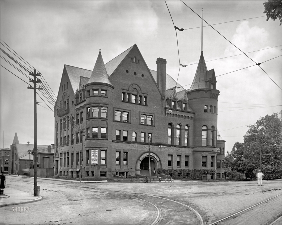Photo showing: Hartford Y -- Hartford, Connecticut, circa 1907. Young Men's Christian Association building, Pearl and Jewell Sts.