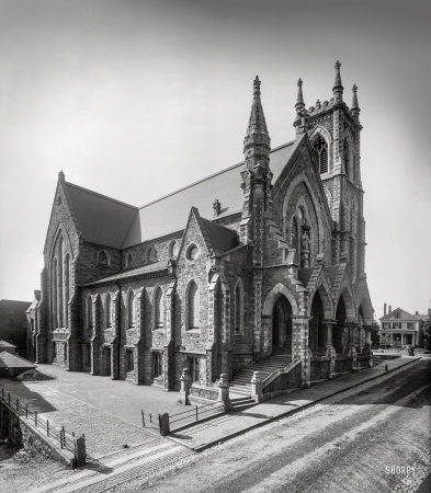 Photo showing: Worcester Cathedral -- Worcester, Massachusetts, circa 1908. St. Paul's Church.