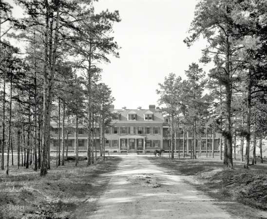 Photo showing: Major Medical. -- 1908. Post hospital, Fort Oglethorpe, Chickamauga Park, Georgia.