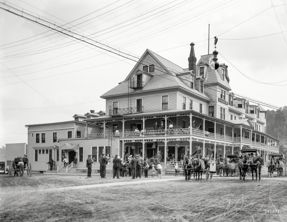 Photo showing: Riverside Inn -- Circa 1909. Riverside Inn, Saranac Lake, Adirondack Mountains, N.Y.