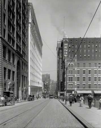 Photo showing: Hotel Henry -- Pittsburgh circa 1908. Fifth Avenue from Grant Street.