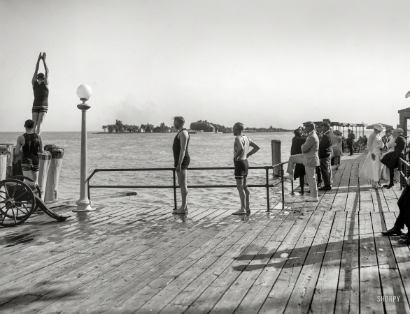 Photo showing: Michigan Plungers -- Circa 1910. Afternoon plunge, Saint Clair Flats, Michigan.