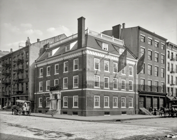 Photo showing: Fraunces Tavern II -- New York circa 1908. Fraunces Tavern, Tallmadge Memorial, Pearl and Broad Streets.