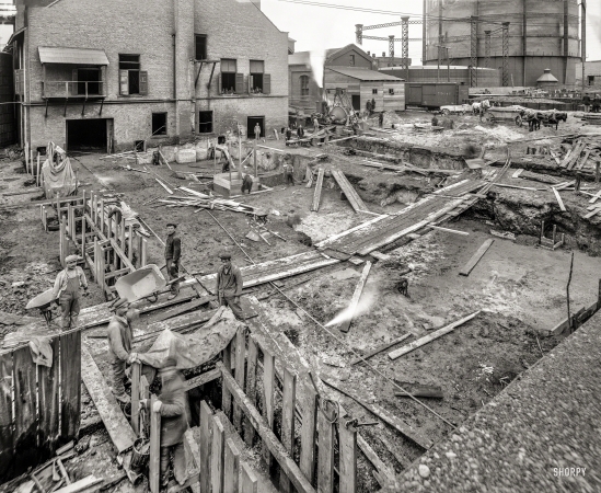 Photo showing: City Gas Plant -- Circa 1912. Foundation for retort house, construction for Detroit City Gas Company.