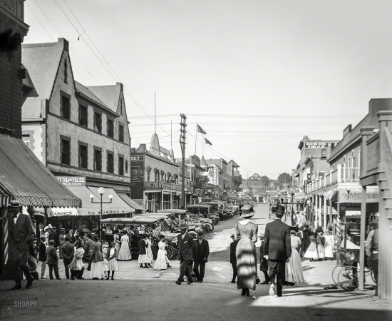 Photo showing: Ocean Park -- Santa Monica, Calif., circa 1915. Pier Avenue, Ocean Park.
