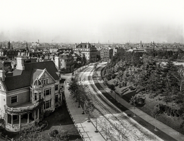 Photo showing: The Circle -- Circa 1904. The Circle -- Brooklyn, N.Y.