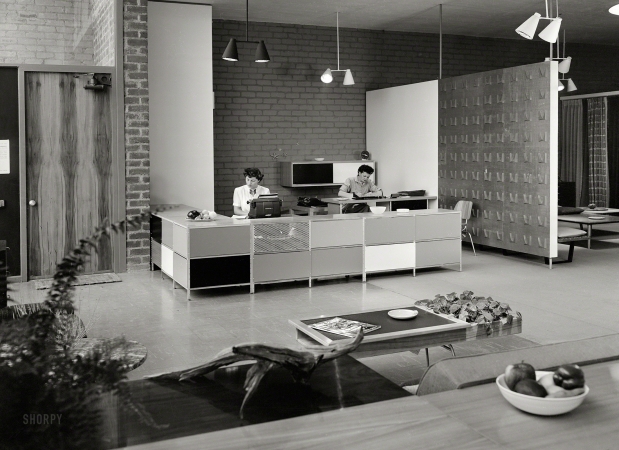 Photo showing: Modern Office -- Los Angeles, 1950. Herman Miller furniture showroom, Beverly Boulevard.