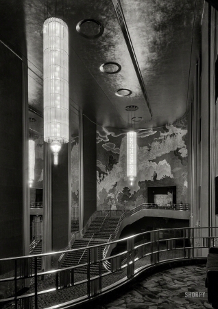 Photo showing: Radio City II -- December 9, 1932. International Music Hall, Radio City, New York. Foyer from balcony.