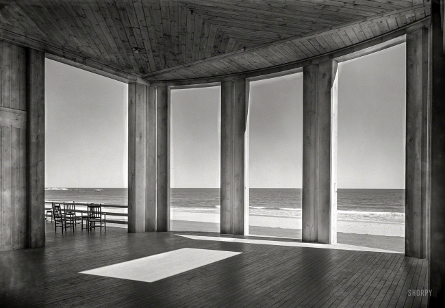 Photo showing: Ocean Portico -- Sept. 20, 1939. Dunes Club, Narragansett, Rhode Island. Ocean portico looking out.