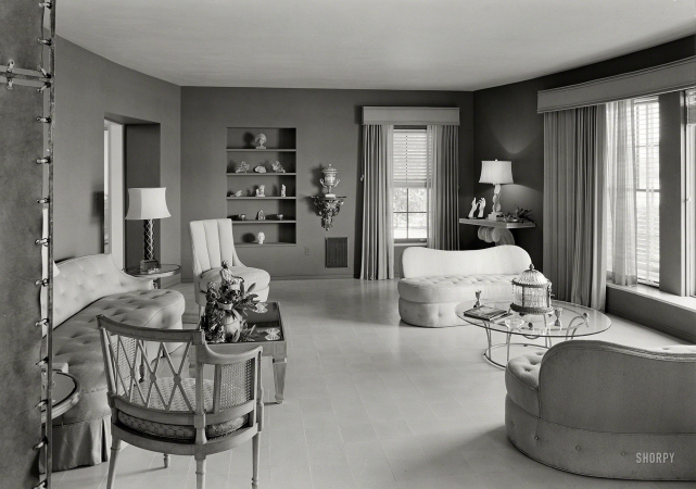 Photo showing: A Place in the Sun. -- January 21, 1940. Stephen A. Lynch Jr. residence, Sunset Island, Miami Beach.