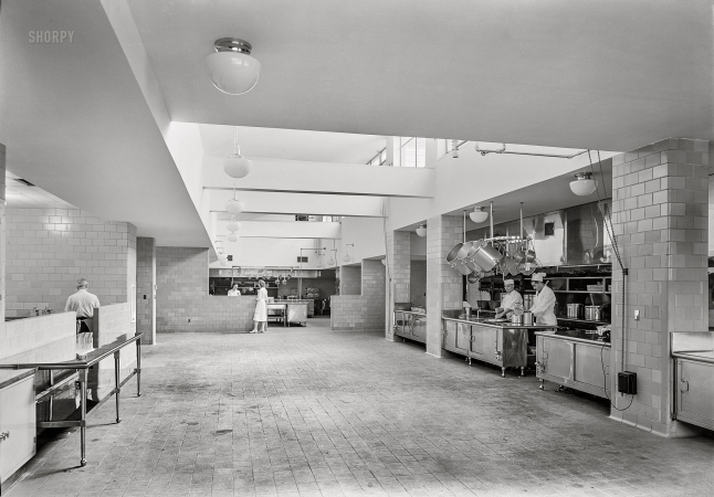 Photo showing: Sanatorium Kitchen -- January 10, 1941. Triboro Hospital for Tuberculosis, Parsons
Boulevard, Jamaica, Queens, New York. Kitchen, long vista.