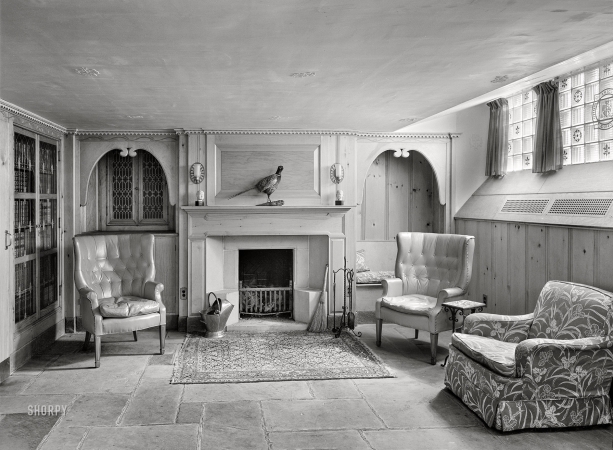 Photo showing: Knotty in Nyack -- August 4, 1941. Nyack, New York. Dr. E. Hall Kline, residence on North Broadway.