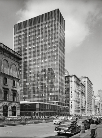 Photo showing: Lever House -- March 25, 1952. Lever House, 53rd Street and Park Avenue. Gordon Bunshaft, architect.