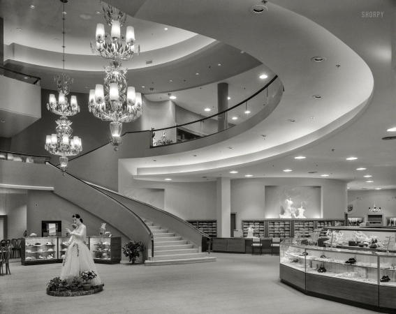 Photo showing: The Mezzanine -- February 16, 1951. Hahne & Co. department store in Montclair, New Jersey. Staircase II.