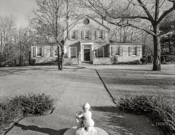 Photo showing: Hanks House -- November 11, 1957. Stedman Hanks, residence in Locust Valley, Long Island.