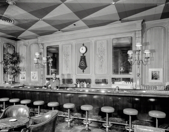 Photo showing: Bombay Bicycle Club -- Sept. 16, 1963. Essex House, Central Park South, New York City. Bombay bar.
