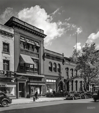 Photo showing: Washington Gas Light -- Washington, D.C., 1937. Washington Gas Light Co., 419 Tenth Street N.W.