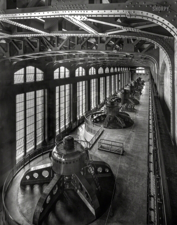 Photo showing: Turbine Hall -- Harford County, Maryland, circa 1930. Conowingo
Hydroelectric Plant. Turbine hall, seven turbines in Line II.