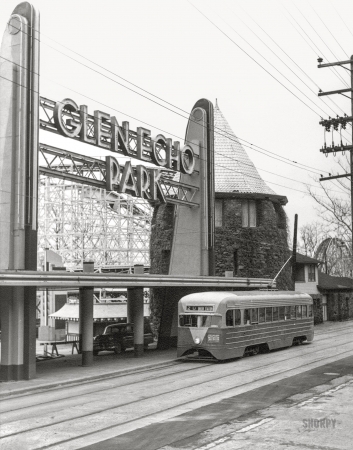 Photo showing: Next Stop Funville -- February 8, 1959. Montgomery County, Maryland. Glen Echo Park entrance with trolley to Union Station in front.