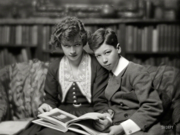 Photo showing: Little Brother -- Jan. 5, 1916. Dickerson, Master, and sister [Dorothy], portrait photograph.