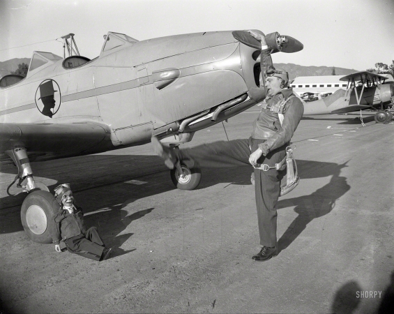 Photo showing: Aviation for Dummies -- January 16, 1946. Edgar Bergen & Charlie McCarthy.