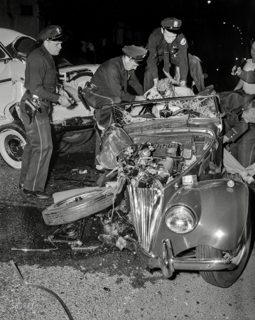 Photo showing: Traffic Division -- Oakland, Calif., circa 1956. Traffic Division first aid.