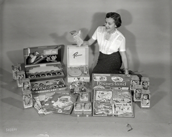 Photo showing: Zany Puppets -- Columbus, Ga., circa 1955. Toys for Christmas.